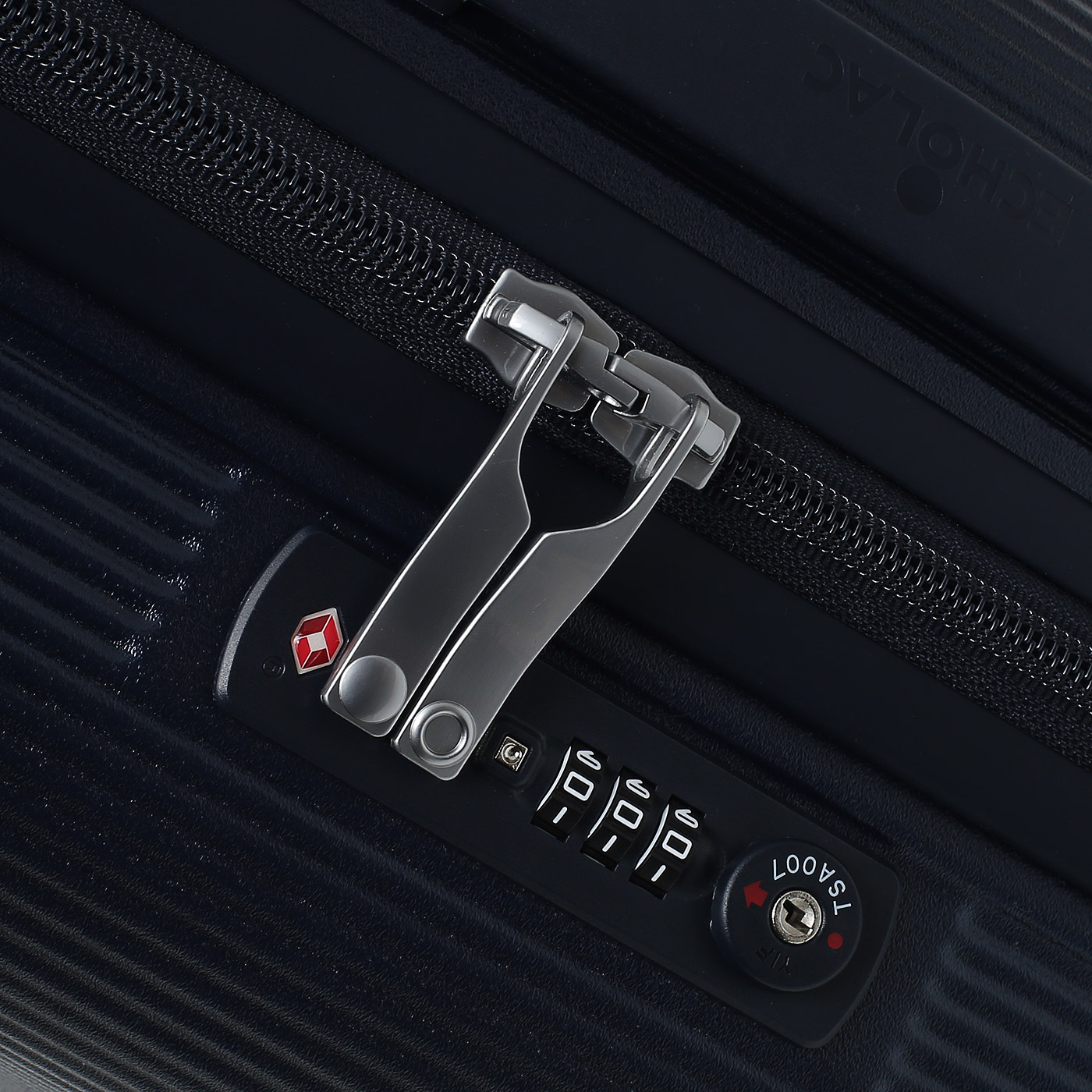 Чемодан маленький S из поликарбоната Echolac Dynasty