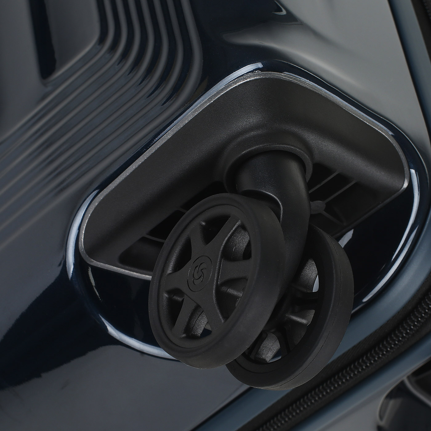 Чемодан маленький S из поликарбоната Samsonite Nuon