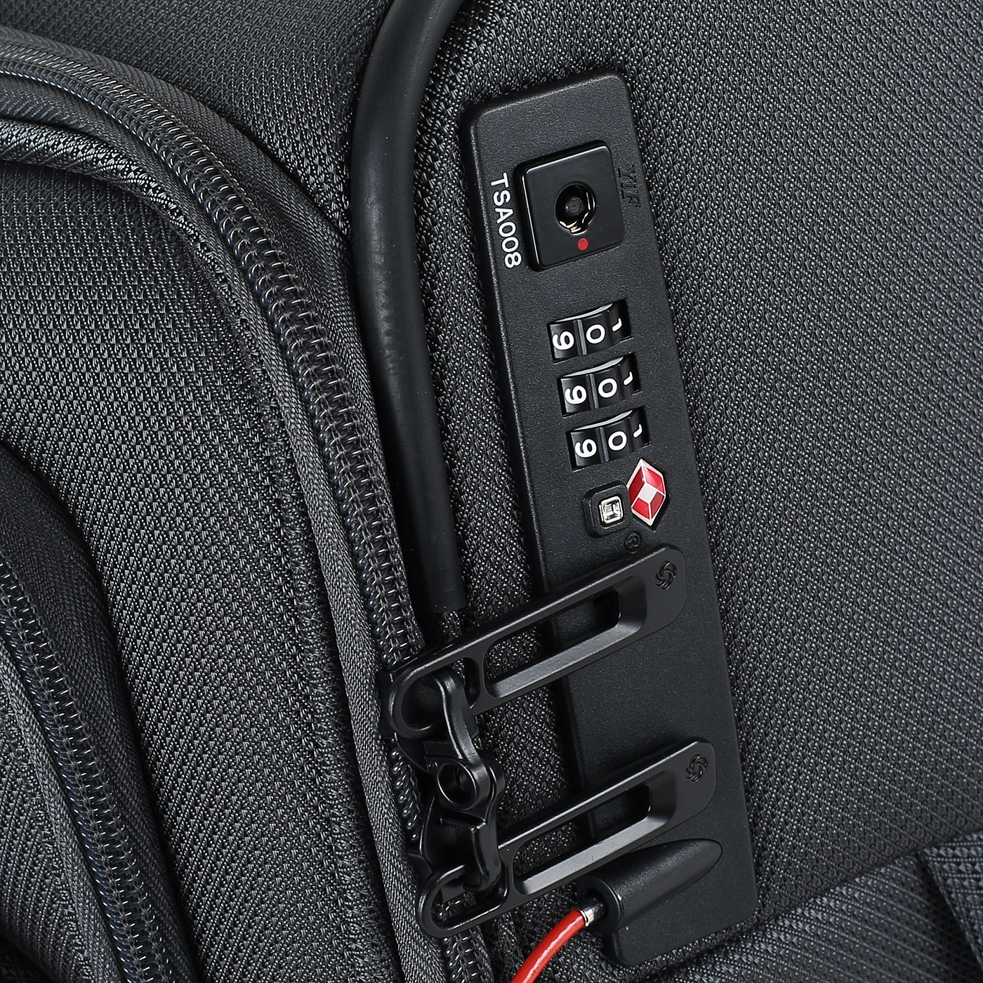 Чемодан маленький S  Samsonite Respark