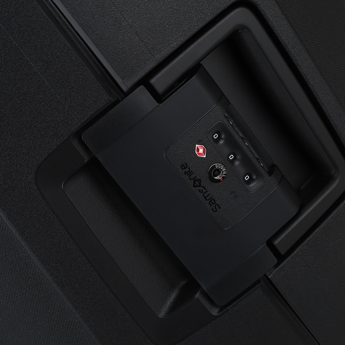 Чемодан большой L из полипропилена Samsonite Essens