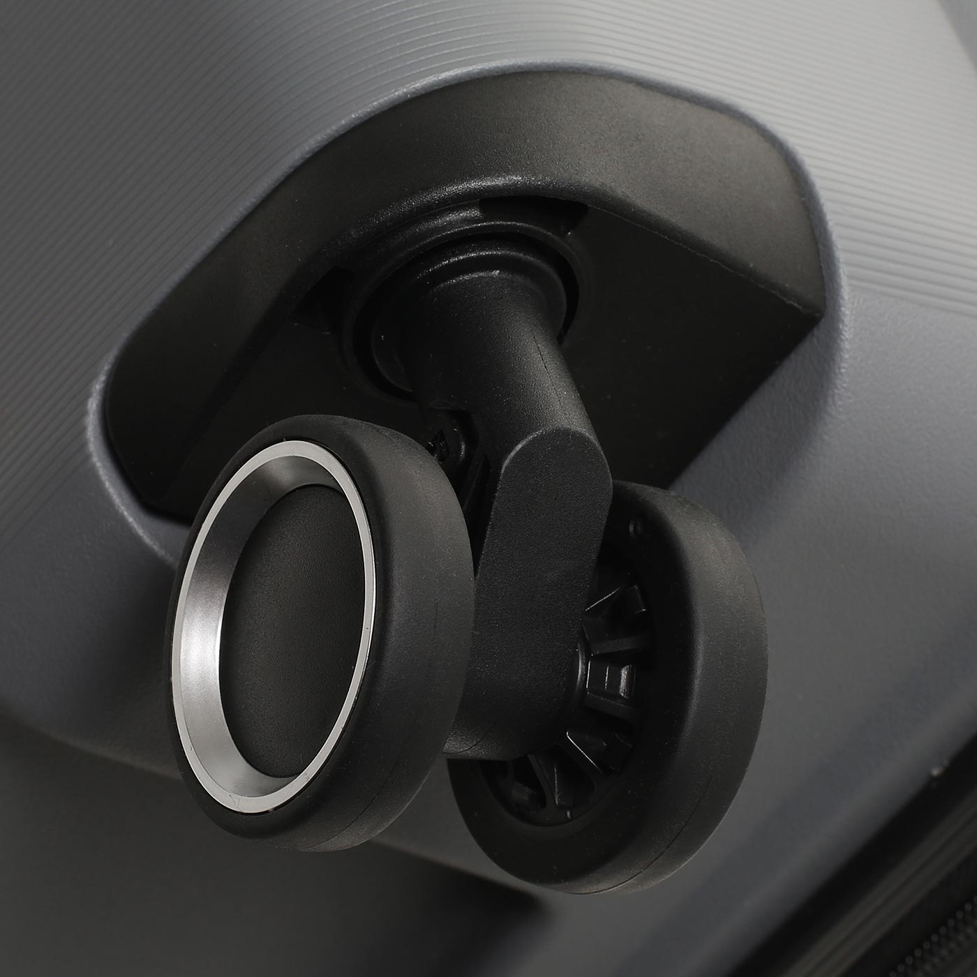 Чемодан Sun Voyage Elite