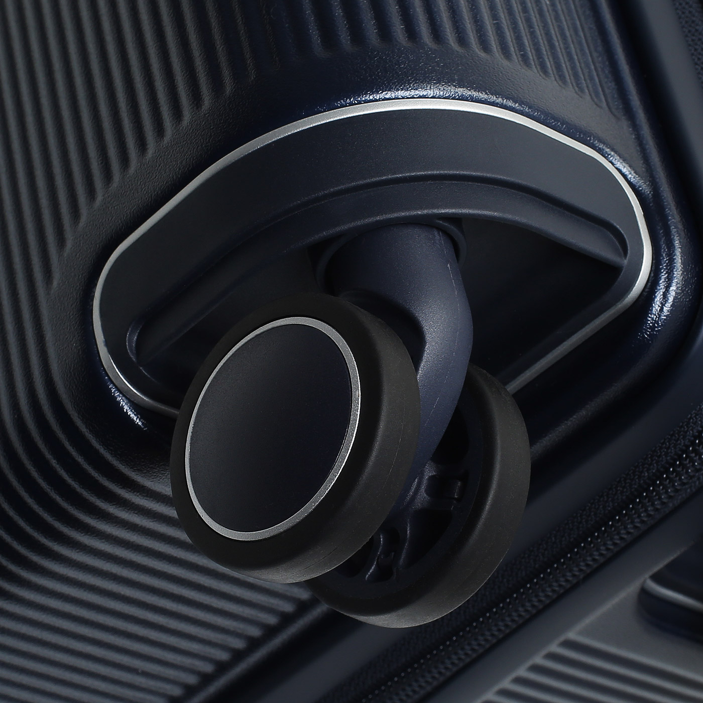 Чемодан маленький S из поликарбоната Echolac Dynasty