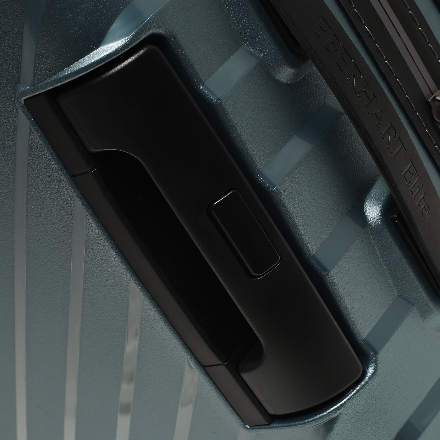 Чемодан большой L из полипропилена Eberhart Chronos