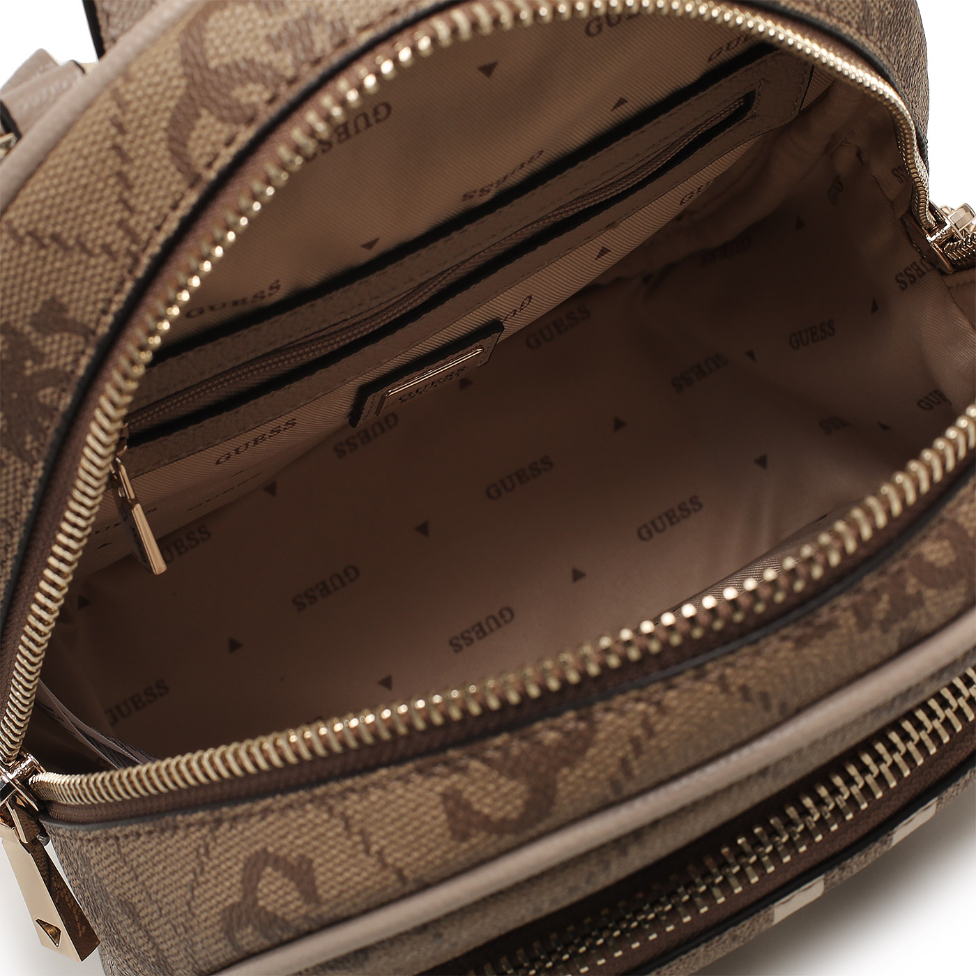 Городской рюкзак Guess Manhattan